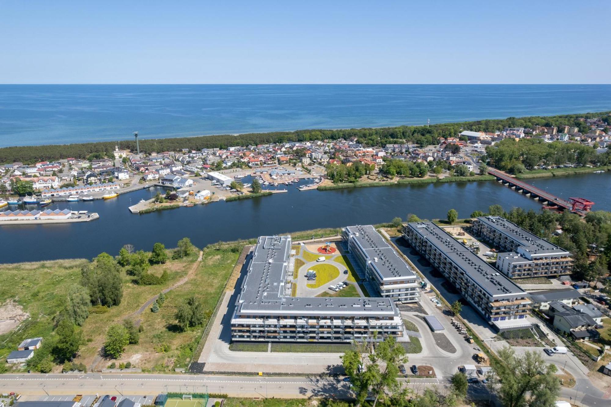 Wellness Resort Apartments Dziwnow Riverfront By Noclegi Renters Exterior photo